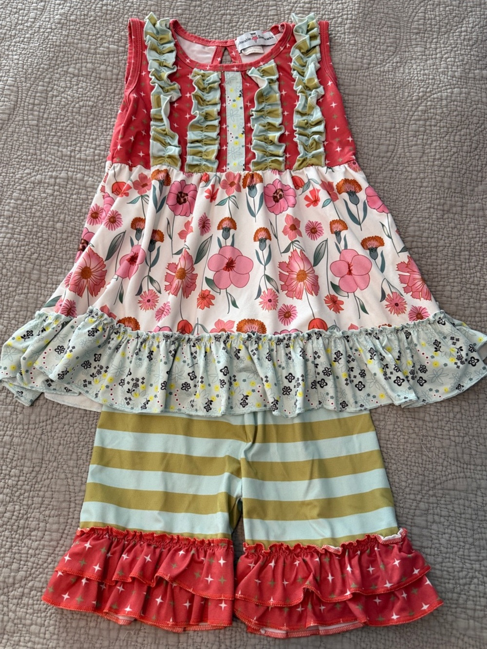 Girls Floral Ruffle Tank & Shorts Set